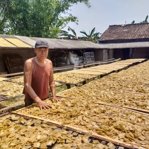 alat pemotong kerupuk kulit