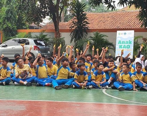 Edukasi cocomesh dalam kampanye lingkungan sekolah