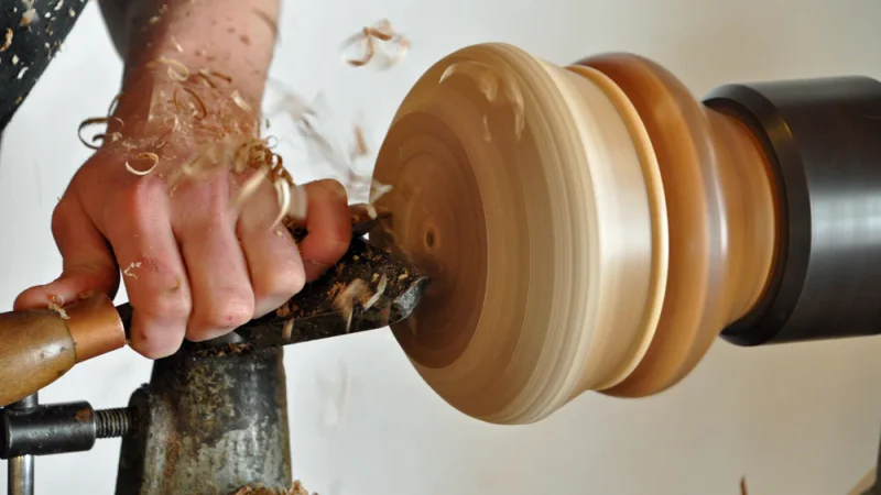 Tips Membubut Kayu Untuk Pemula Agar Hasil Lebih Rapi