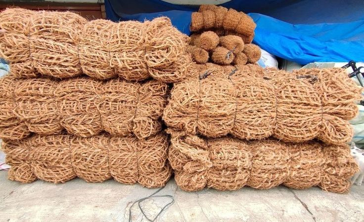 Langkah Cerdas Memilih Cocomesh Jaring Sabut Kelapa Premium untuk Lahan Kritis