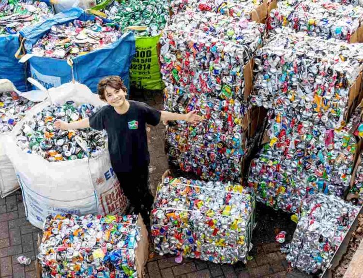 Pelajari cara menentukan kapasitas ideal usaha cacah plastik berdasarkan pasokan bahan, kemampuan mesin, biaya, dan permintaan pembeli.